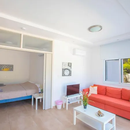 Panayia Sea View Apts 아파트