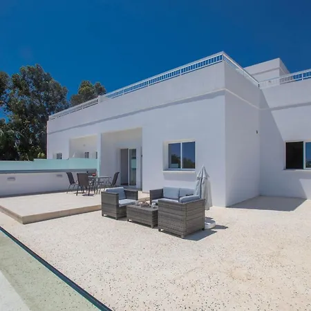 Panayia Sea View Apts