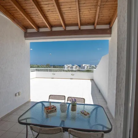 Panayia Sea View Apts
