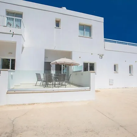 Panayia Sea View Apts