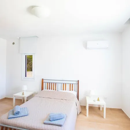 Panayia Sea View Apts