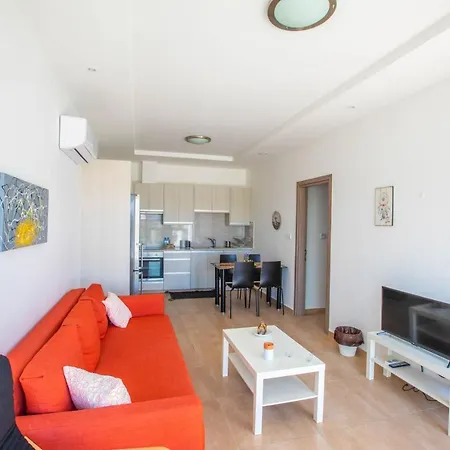 Panayia Sea View Apts アパート