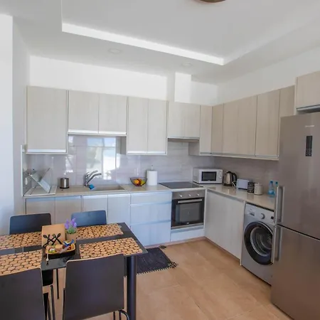 Panayia Sea View Apts بروتاراس