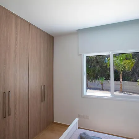 Panayia Sea View Apts