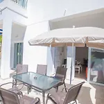 Panayia Sea View Apts *