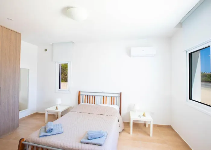 Panayia Sea View Apts