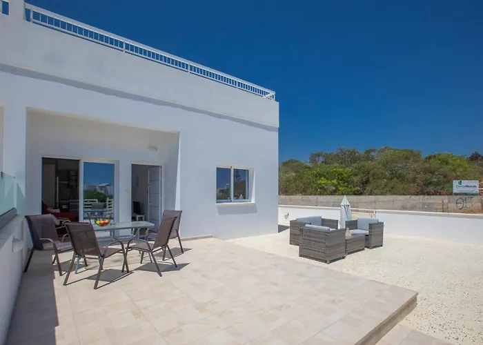 Panayia Sea View Apts *