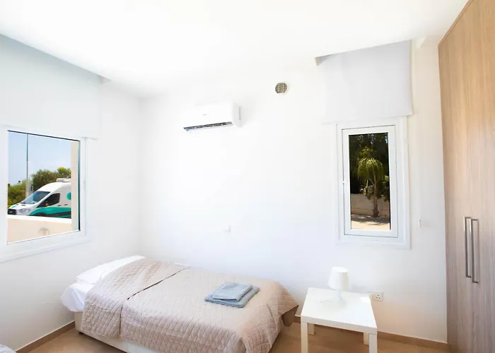 Panayia Sea View Apts Protaras